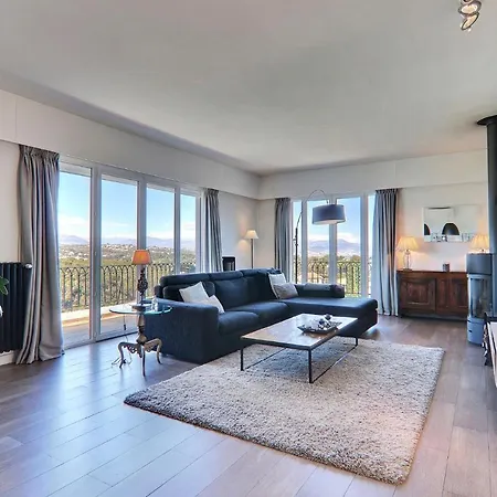 Вилла Villa Vittoria Antibes Антиб